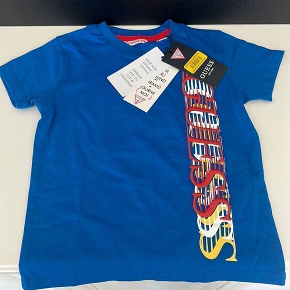 Guess T-shirt NWT - Picture 1 of 3